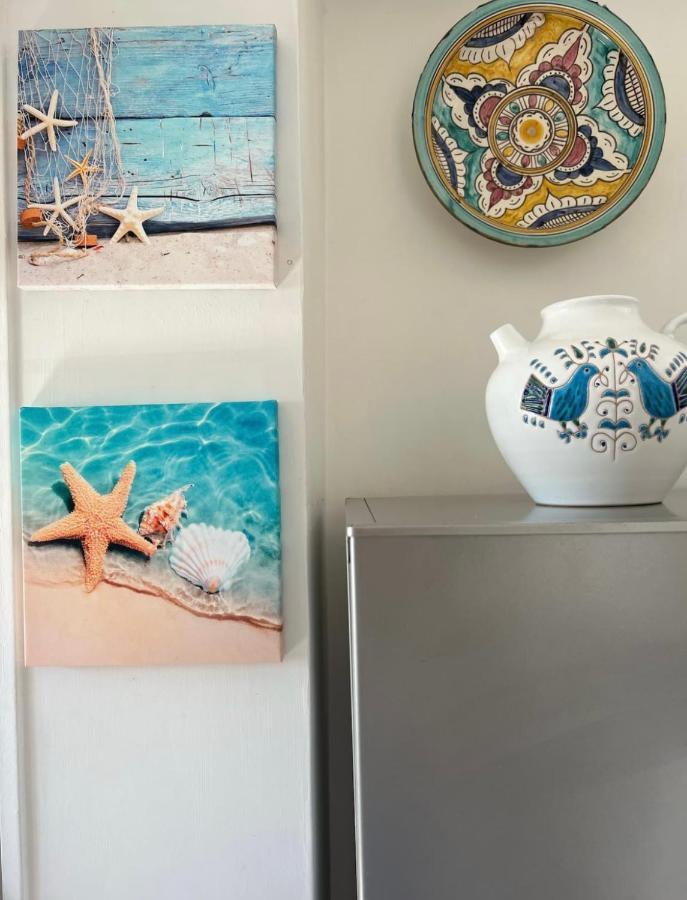 Villa Pisola Fiumicino Airport - Seafront エクステリア 写真